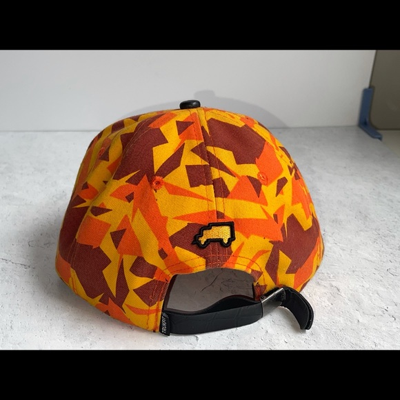 Trukfit tangerine snap back - Picture 2 of 4